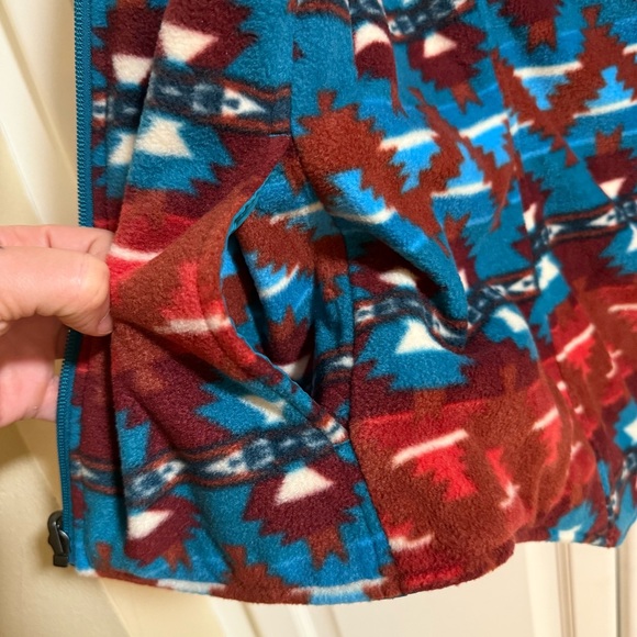 Ariat Dilon Reversible Insulated Vest color Teal size small - Picture 7 of 13